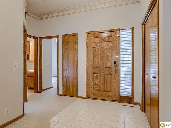 4th image of 8733 S 100th St
