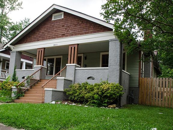2nd image of 2511 Woodbine Ave