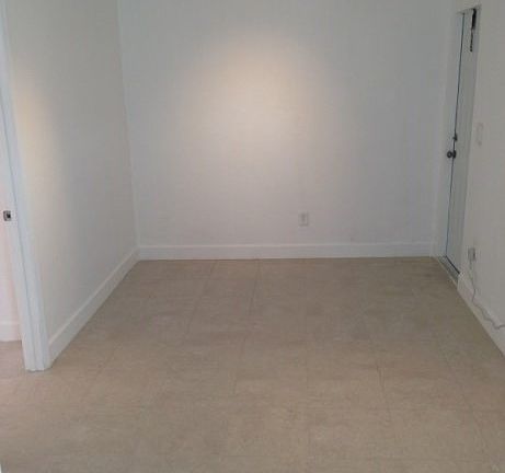 4th image of 2361 NW 60th St #2