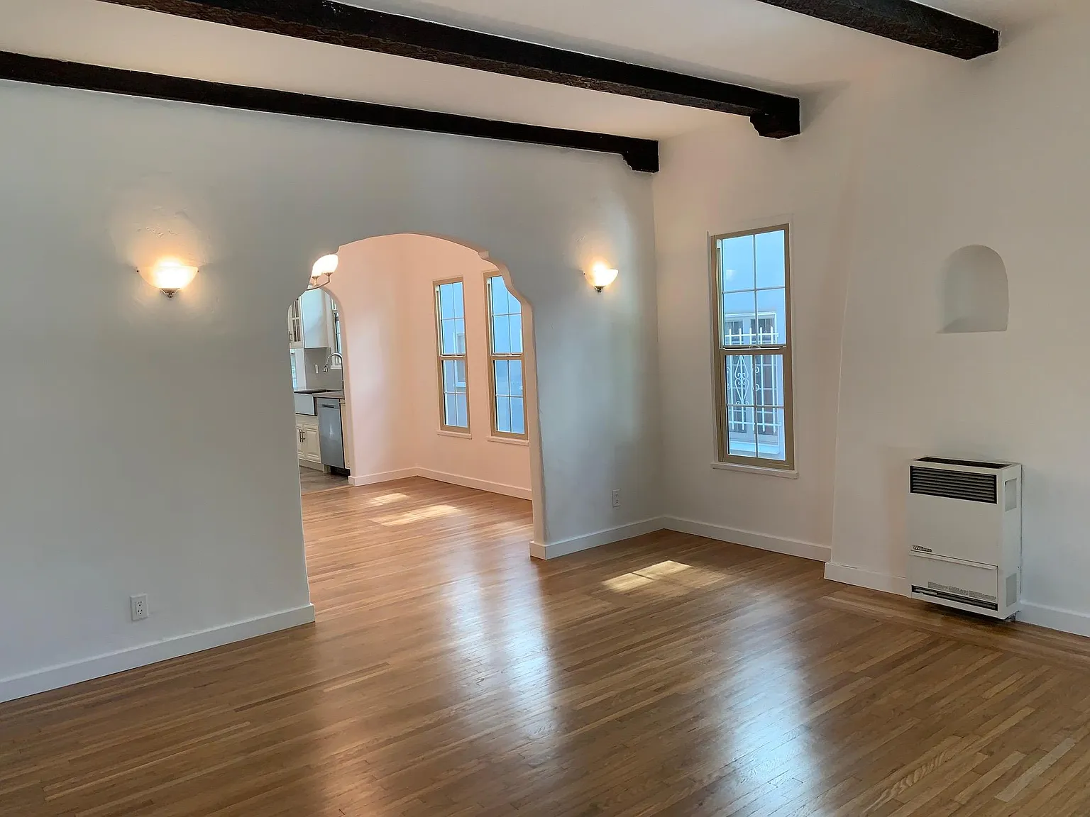 2 bed, $3,995 — Photo 2