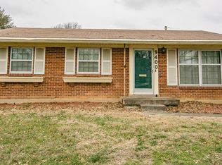 9400 Shanna Dr, Jeffersontown, KY 40299