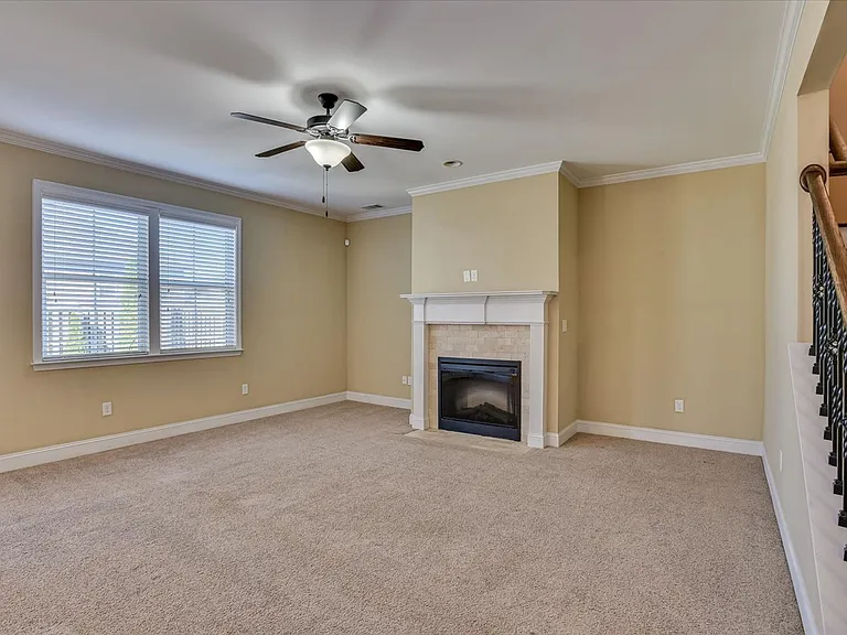 5515 Meghan Ln — Photo 8