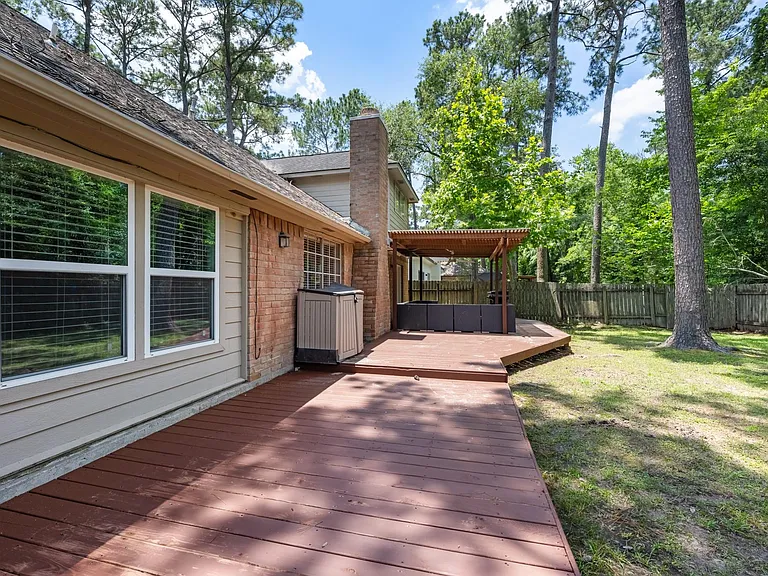 43 Hickory Oak Dr — Photo 11