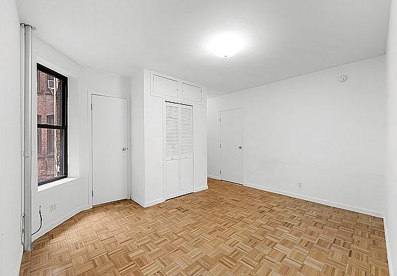 4th image of 164 Mott St #15