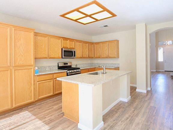 5th image of 4229 Windsong St