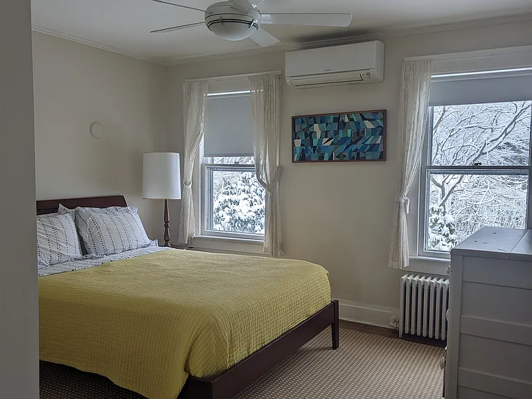 35 Meetinghouse Ln — Photo 18