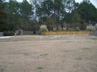 2304 Walnut Ln, Waycross, GA 31501