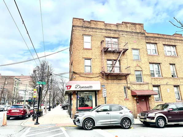 500 New York Avenue image 1 of 5