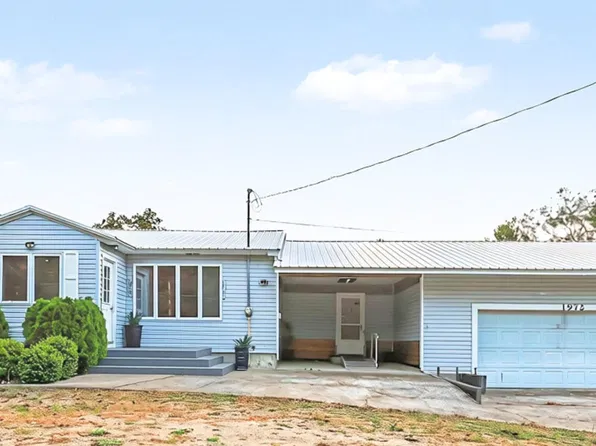 1972 S Maple Island Rd, Muskegon, MI 49442