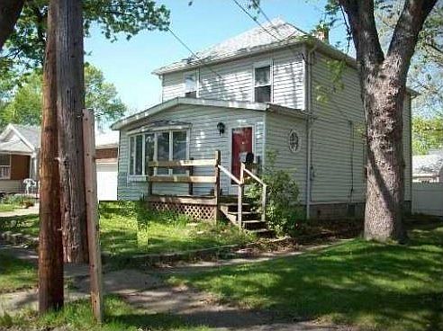 2nd image of 150 71st St