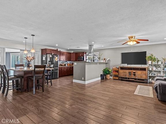 5th image of 8715 Lurline St
