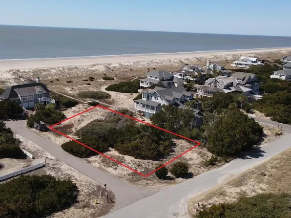 4 Inverness Court, Bald Head Island, NC 28461