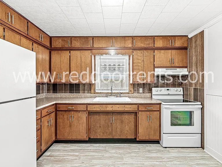 424 Main St — Photo 5