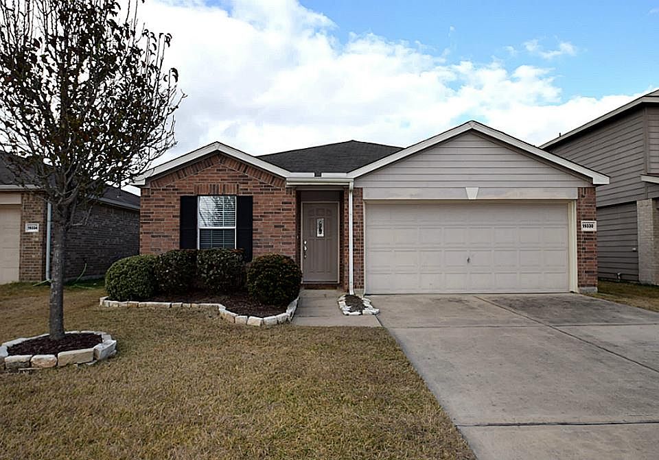1st image of 19330 Jordans Landing Ln
