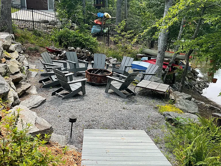 125 Bayshore Dr — Photo 15