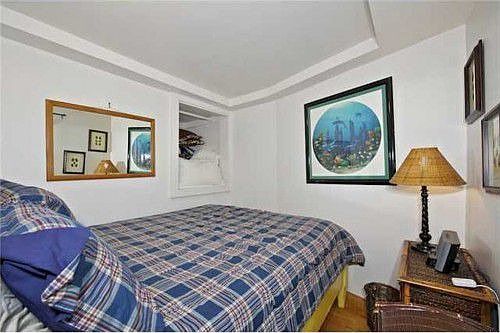 4th image of 738 Verona Ct