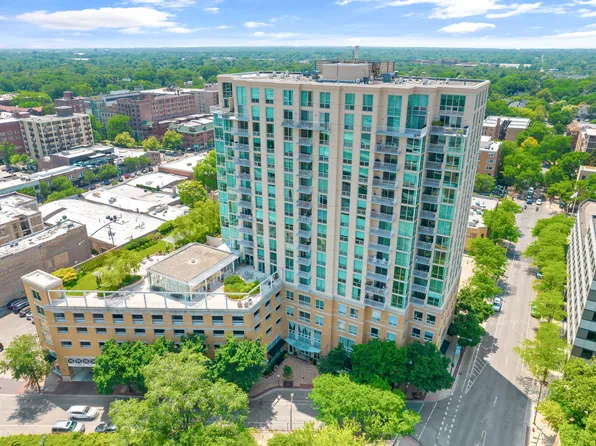 1640 Maple Ave APT 1205, Evanston, IL 60201