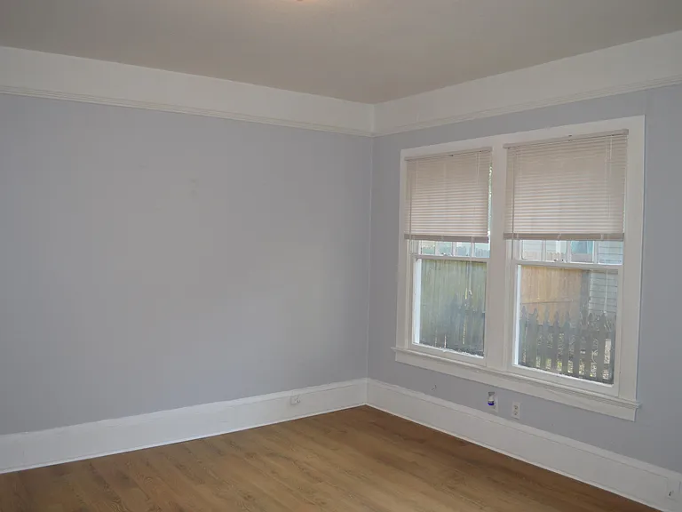 2536 Phyllis St — Photo 12