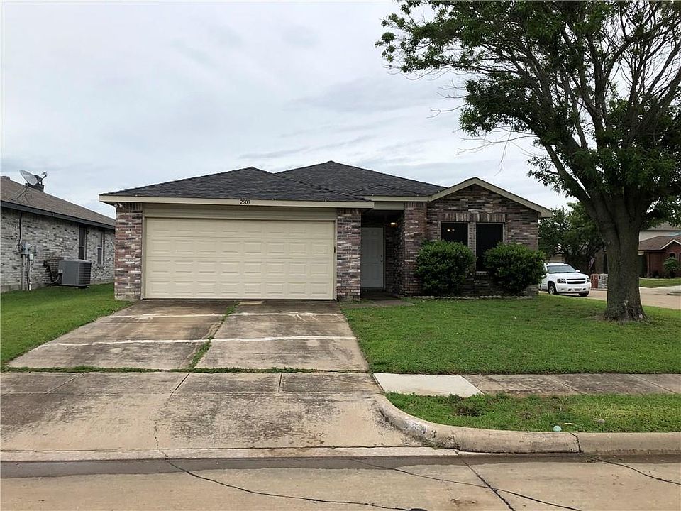 1st image of 2503 Cherry Dr