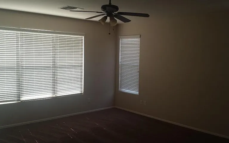 1109 E Estate Rd — Photo 5