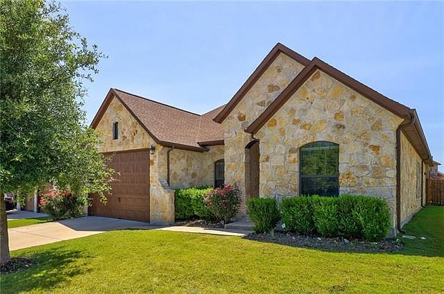 1st image of 2402 Sweetwater Ln