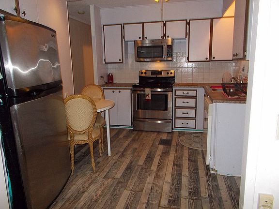 4th image of 37 Royal Palm Cir