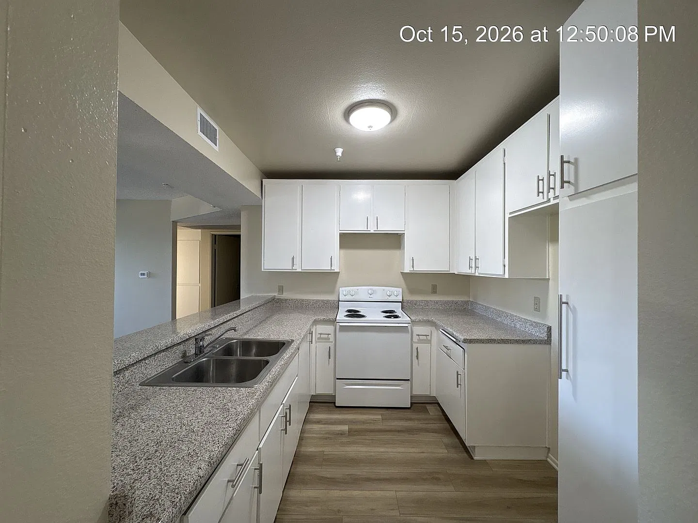 1206 N Parton — Photo 2