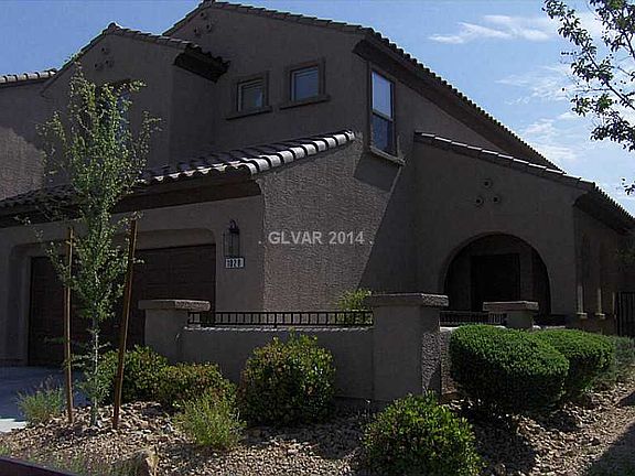 2nd image of 1028 Calvia St