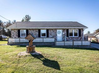 230 E Springbrook Rd, Broadway, VA 22815