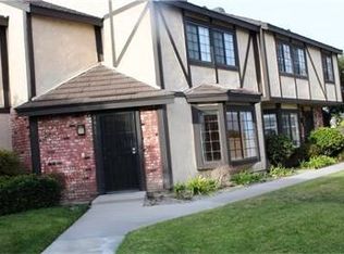 9466 Willowbrook Rd, Westminster, CA 92683