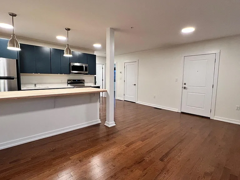 Living Room/Kitchen