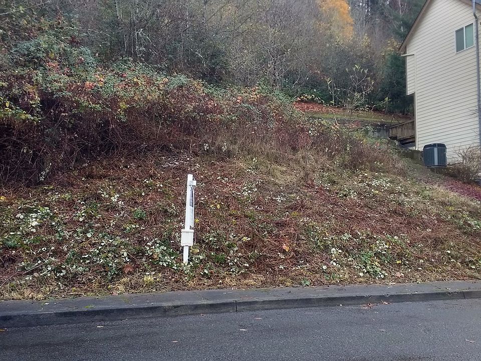 2nd image of 52795 NW Five Peak Ter