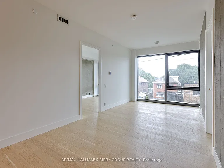 1414 Bayview Ave #204 — Photo 9