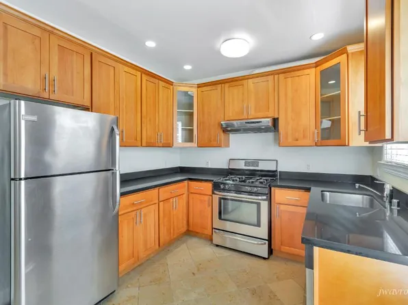 1346 16th Ave #1, San Francisco, CA 94122