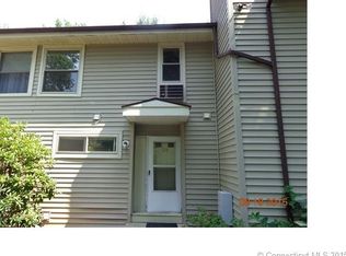 124 Sheraton Ln, Norwich, CT 06360