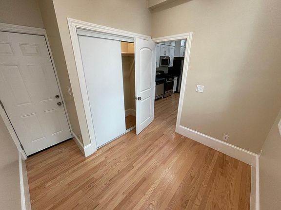 3rd image of 2641 Mission St #5