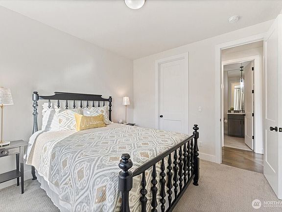 4th image of 18905 129th Street E