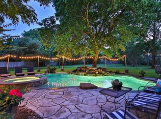 1005 The Cliffs Blvd, Montgomery, TX 77356