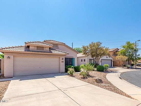 2nd image of 2731 E Dragoon Cir