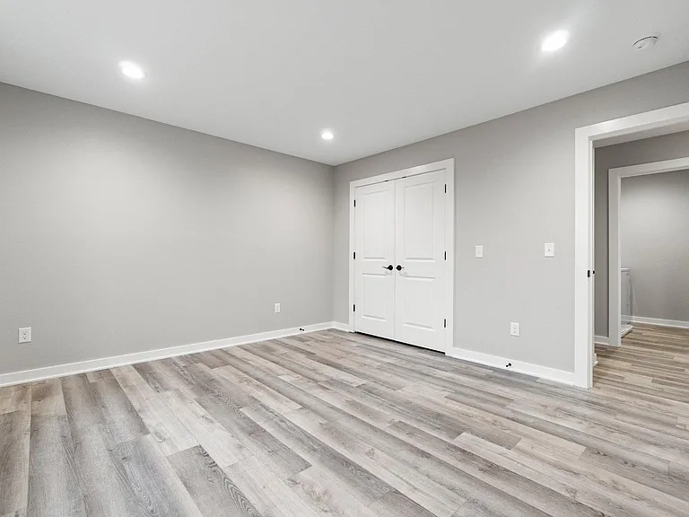 258 N West Hamilton Rd #258 — Photo 18