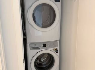 7 Golden Lion Hts, Toronto, ON M2M 0C1