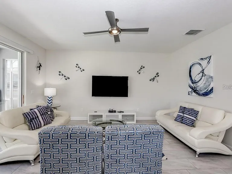 1561 Flange Dr — Photo 17