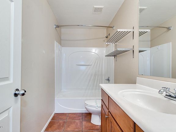 4th image of 35112 N 31st Ave