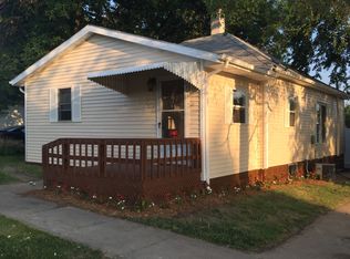 109 W Saline St, Blue Hill, NE 68930