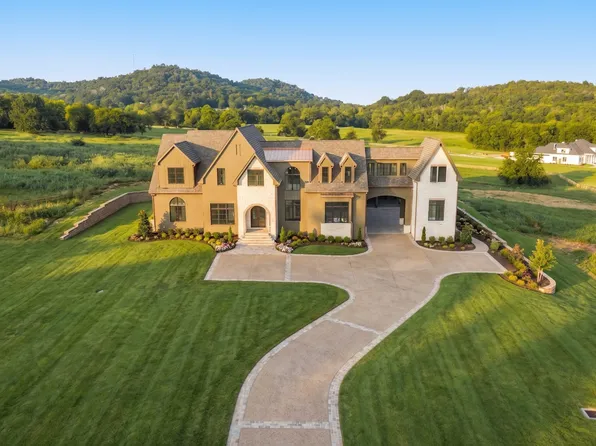 4276 Columbia Pike, Franklin, TN 37064