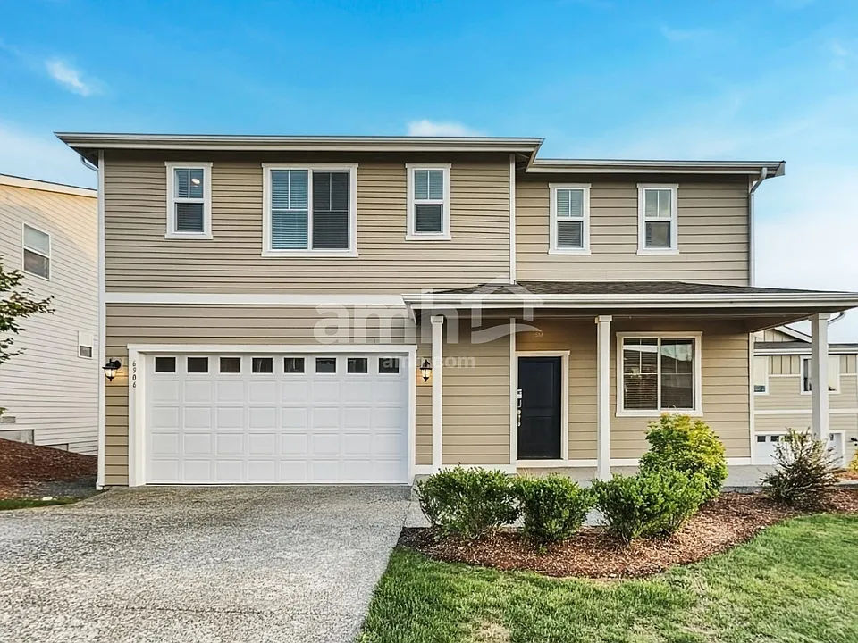 6906 35th Pl NE