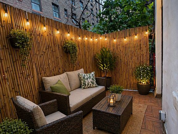 3rd image of 231 E 50th St APT 1a