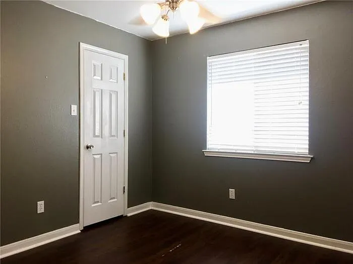 1010 Gulf Way — Photo 8