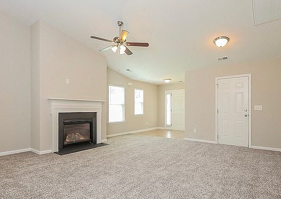 4th image of 172 Keaton Brook Dr