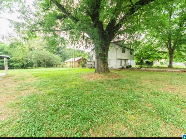 138 Crystal Ave #16, Bessemer, AL 35023